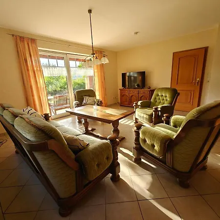Ferienhaus Am Waldrand In *